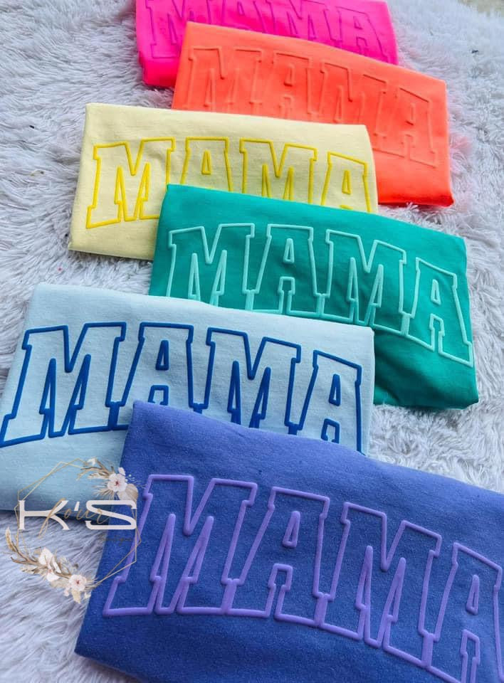 OUTLINED MAMA TEE